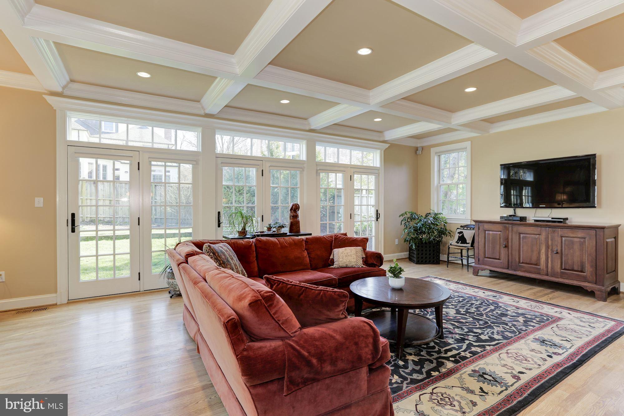 CHEVY CHASE - Residential