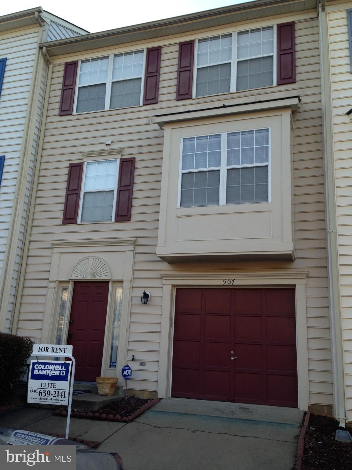 PARK RIDGE - Residential Lease