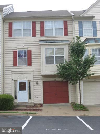 PARK RIDGE - Residential Lease