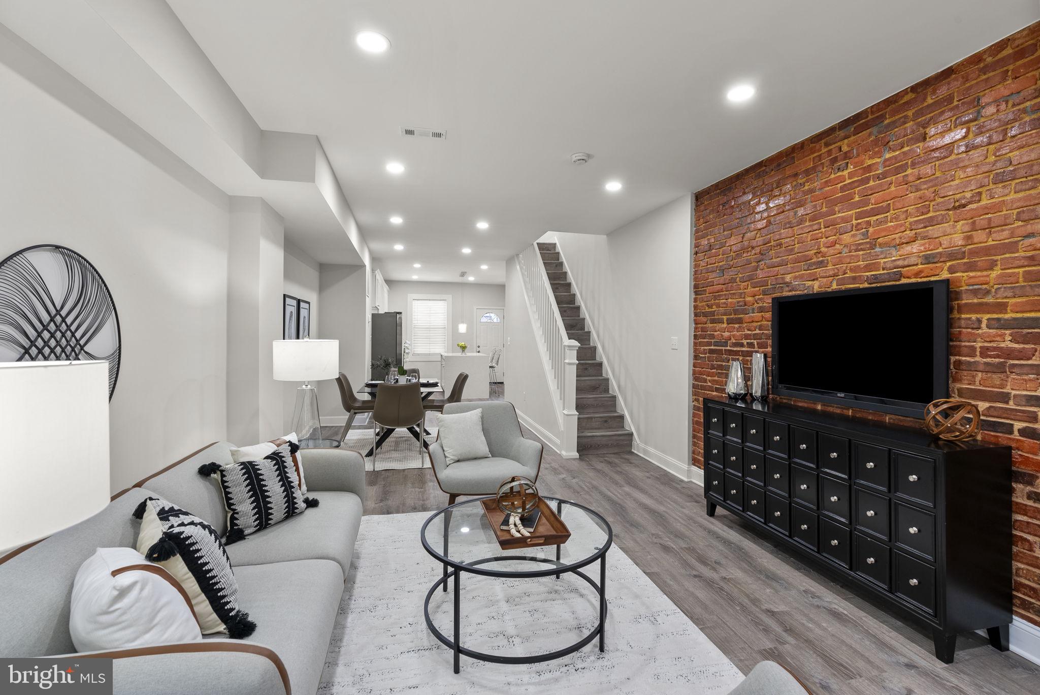 MCELDERRY PARK - Residential