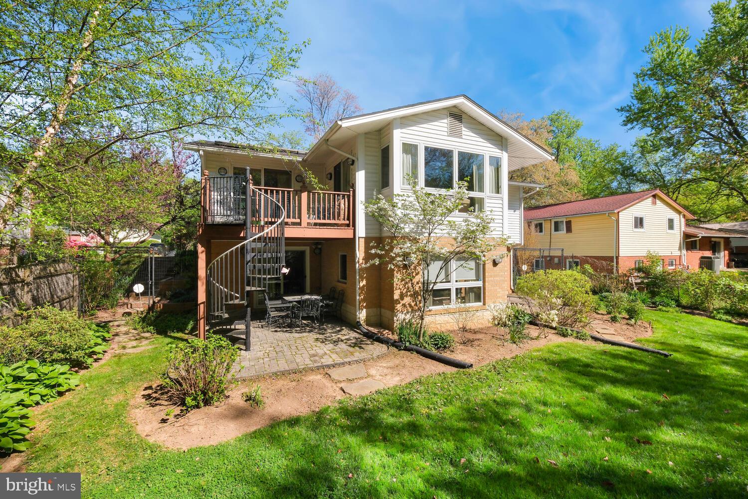 MONTROSE - Residential