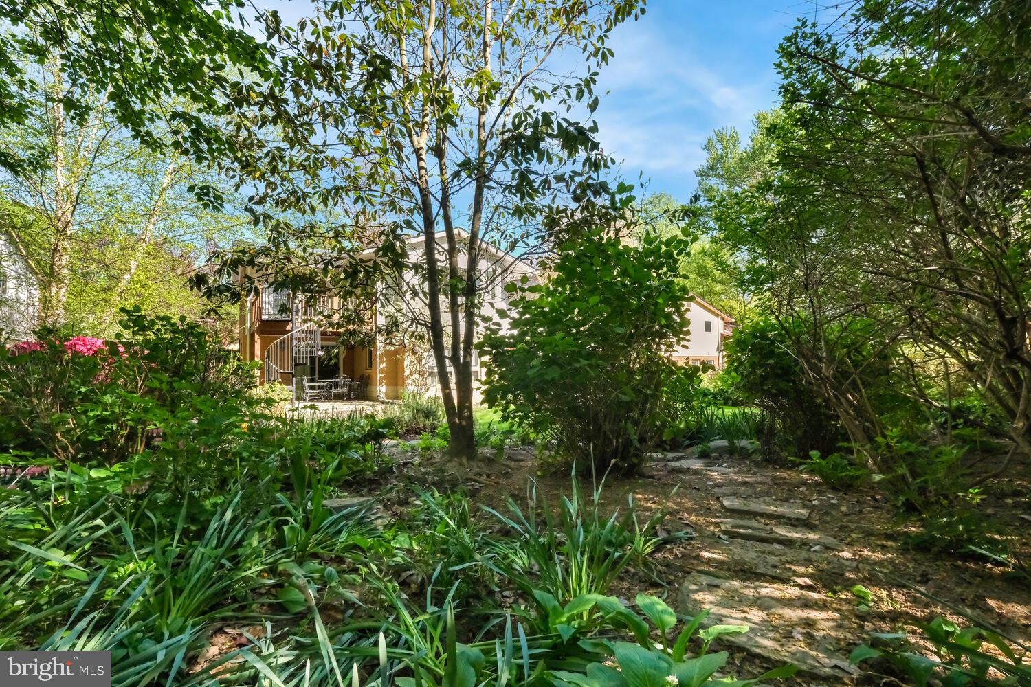 MONTROSE - Residential