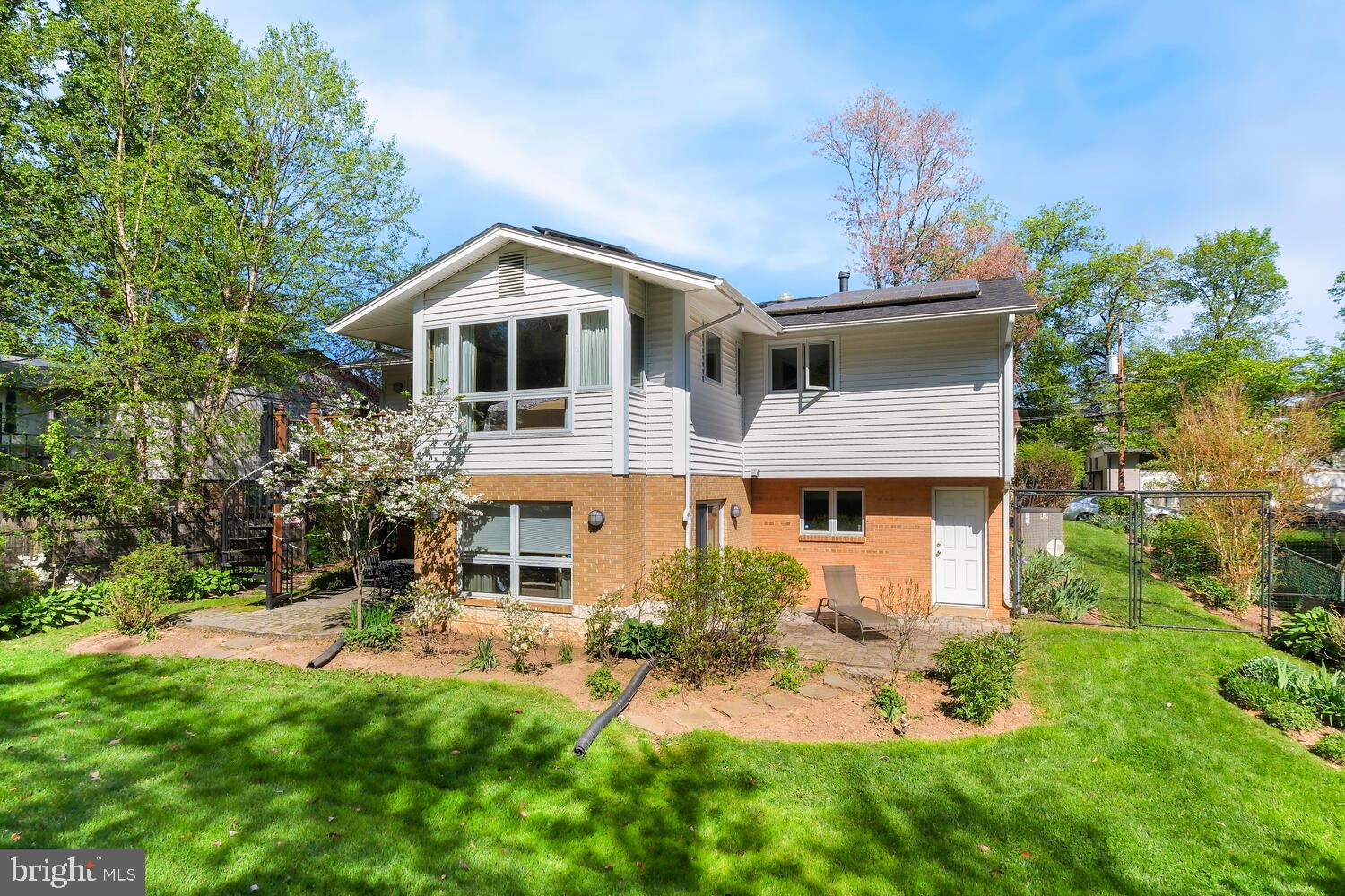 MONTROSE - Residential