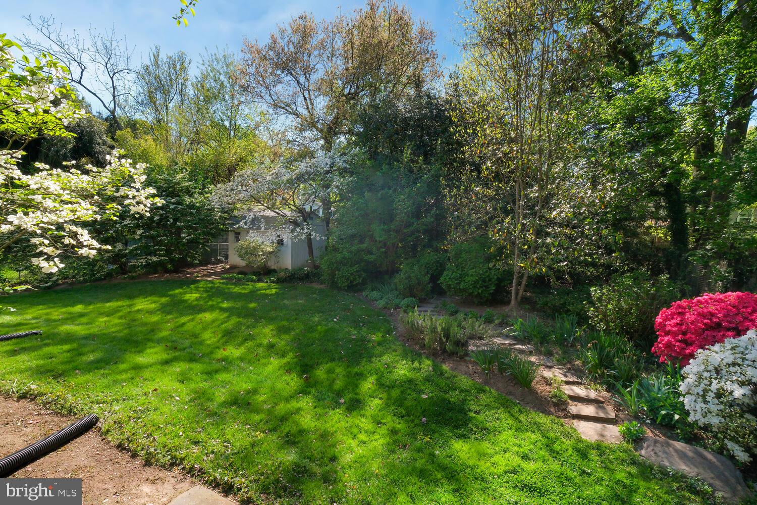 MONTROSE - Residential