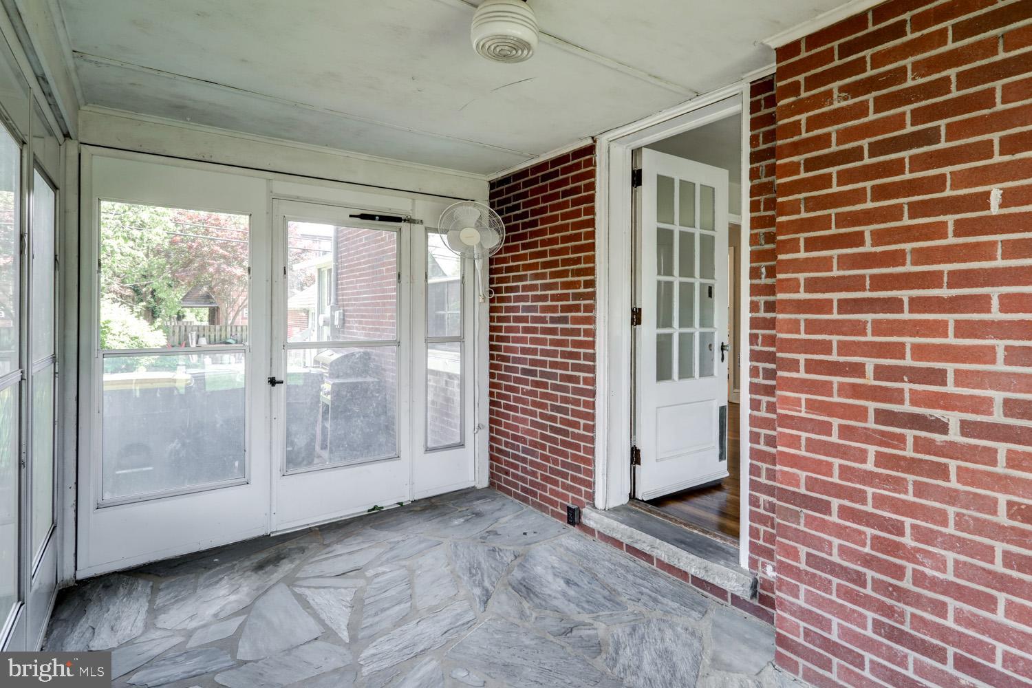 GRANDVIEW HEIGHTS - Residential