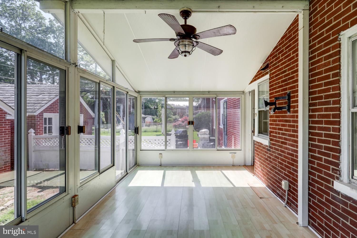 GRANDVIEW HEIGHTS - Residential