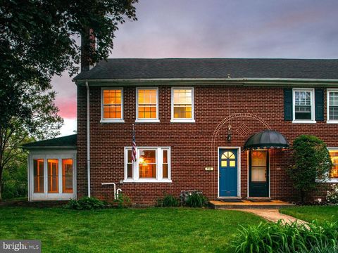 Photo of 918 Pleasure Road, LANCASTER, PA 17601 (MLS # PALA2069152)