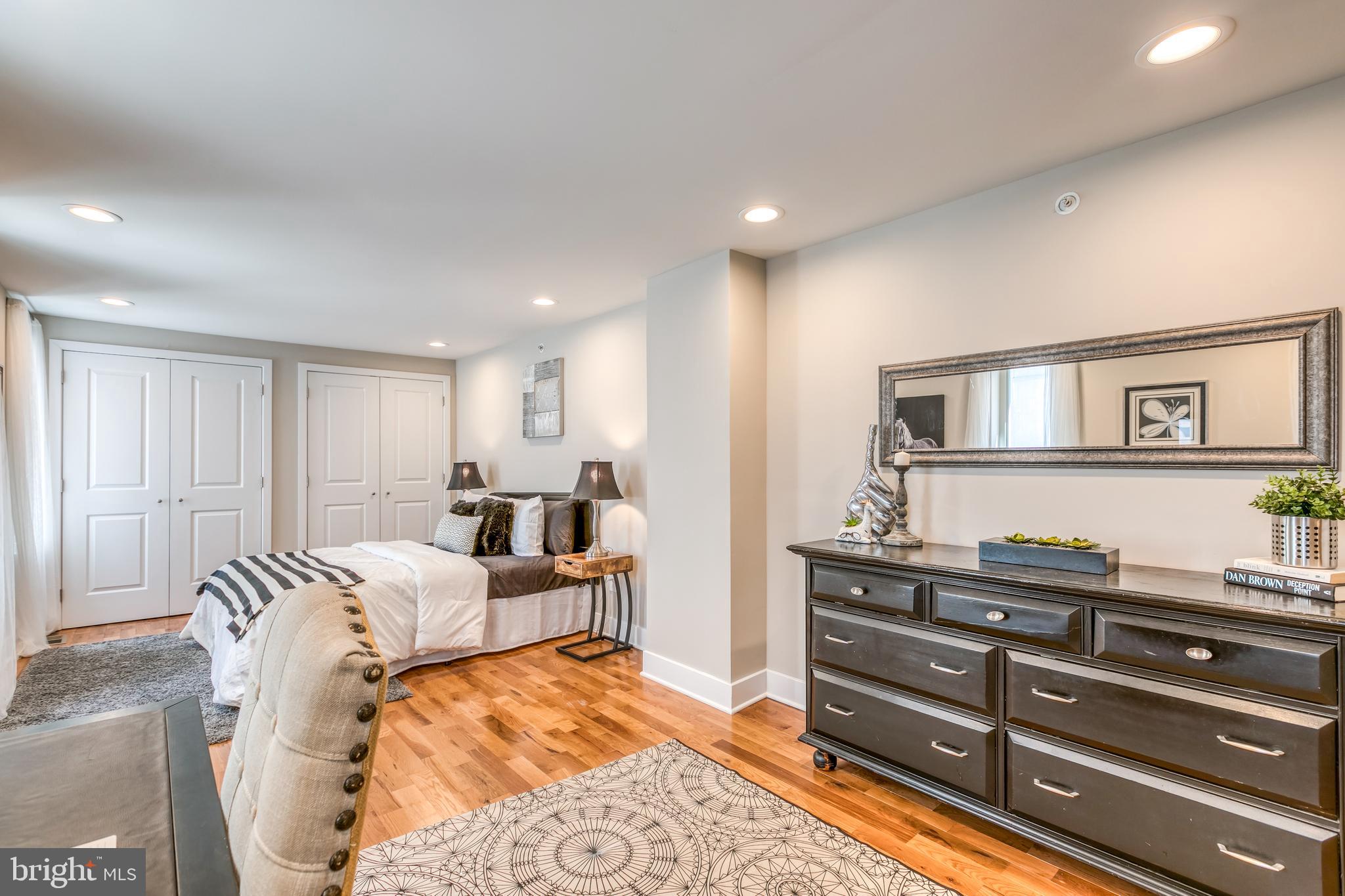 GRADUATE HOSPITAL - Residential