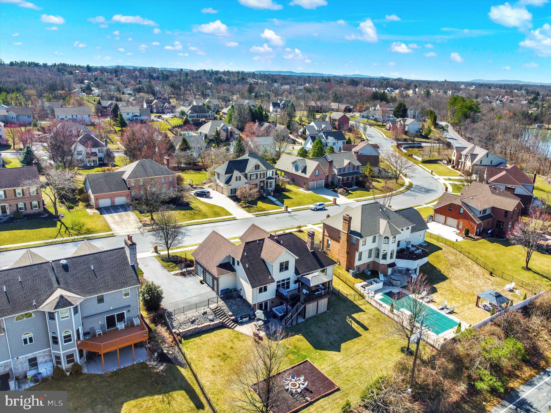 WINCHESTER PARK - Residential