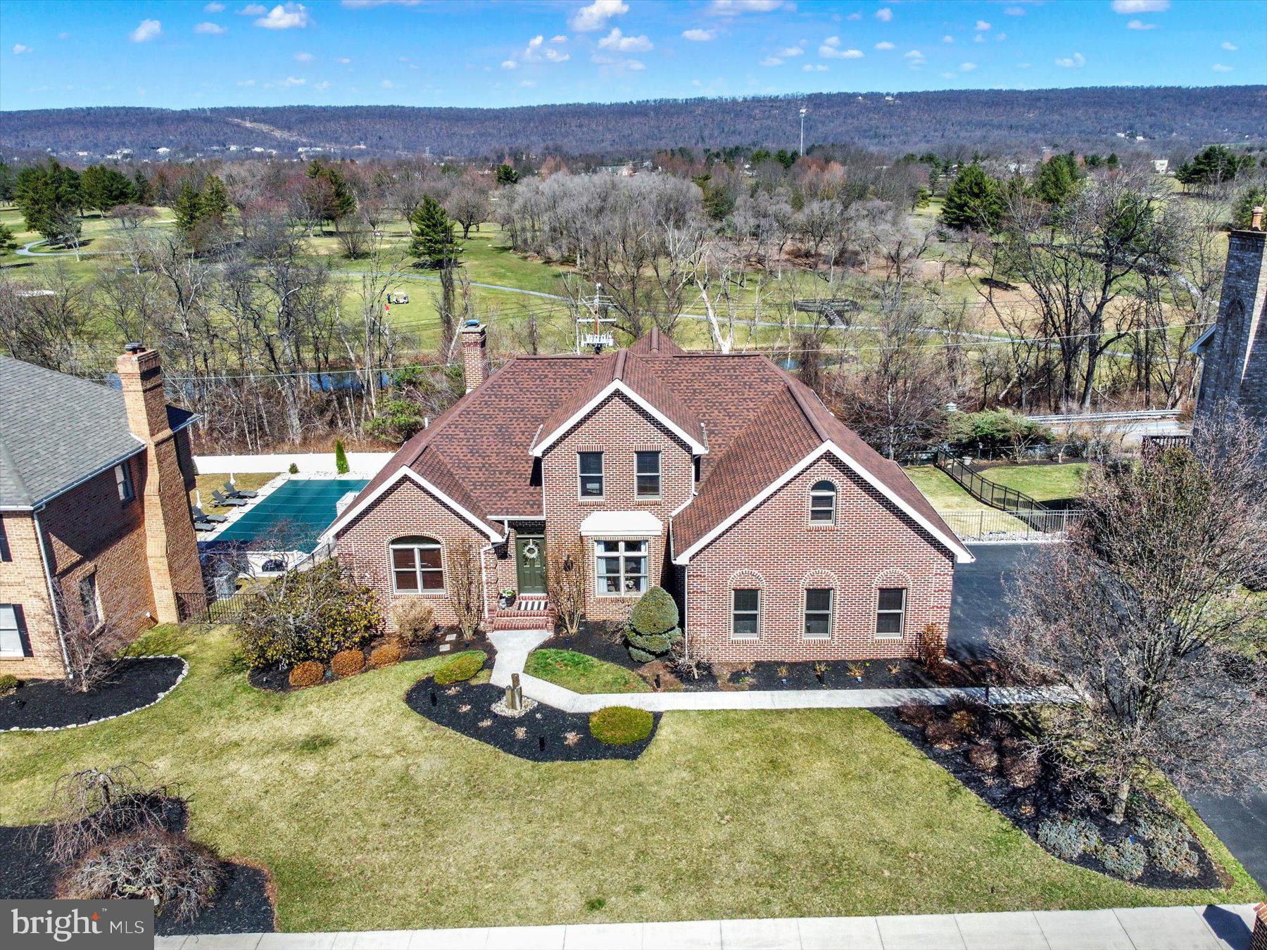 WINCHESTER PARK - Residential