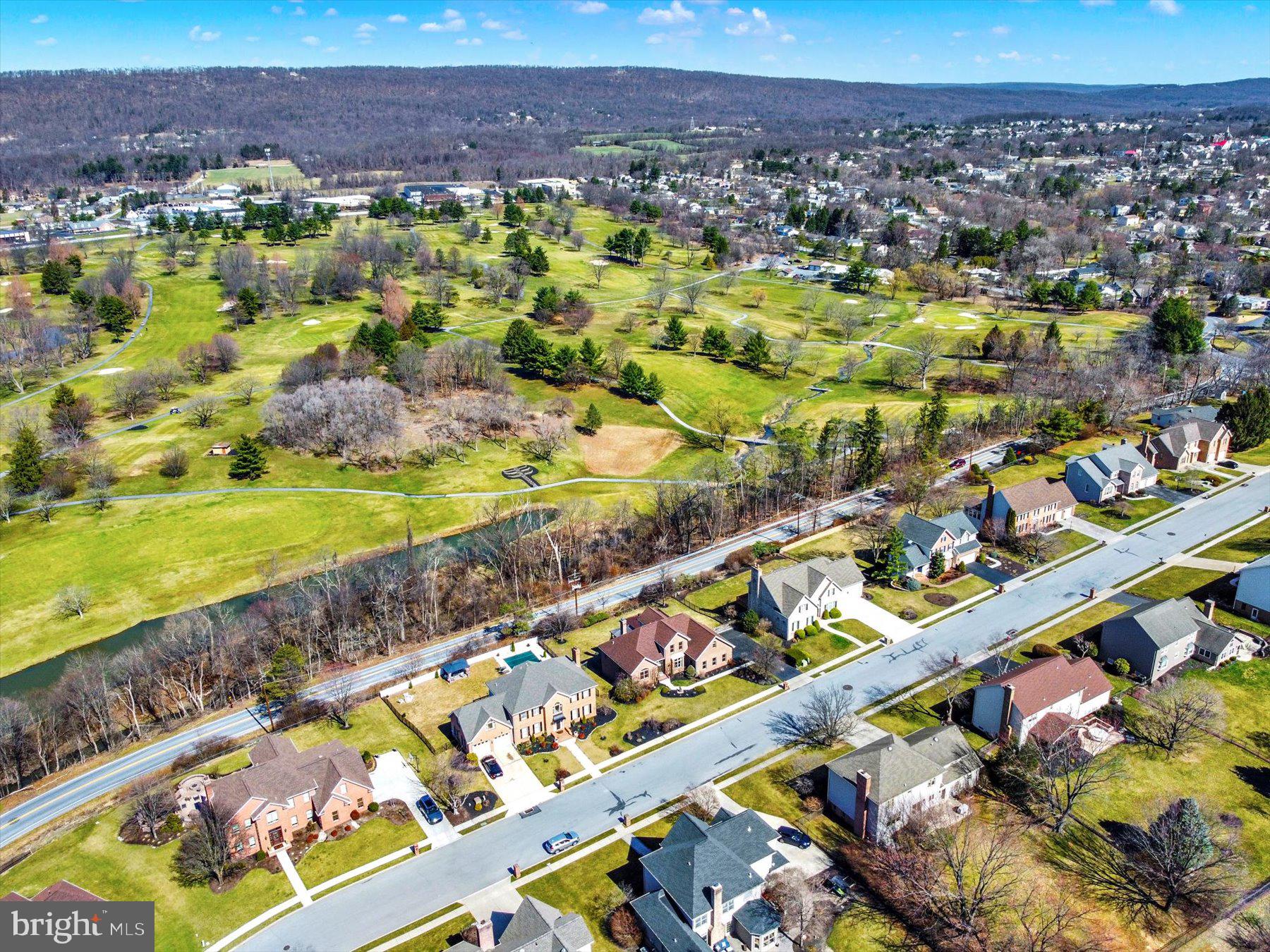 WINCHESTER PARK - Residential