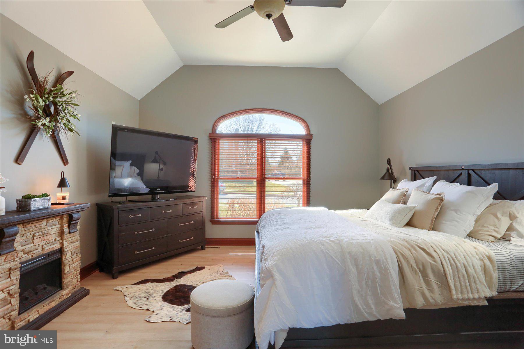 WINCHESTER PARK - Residential