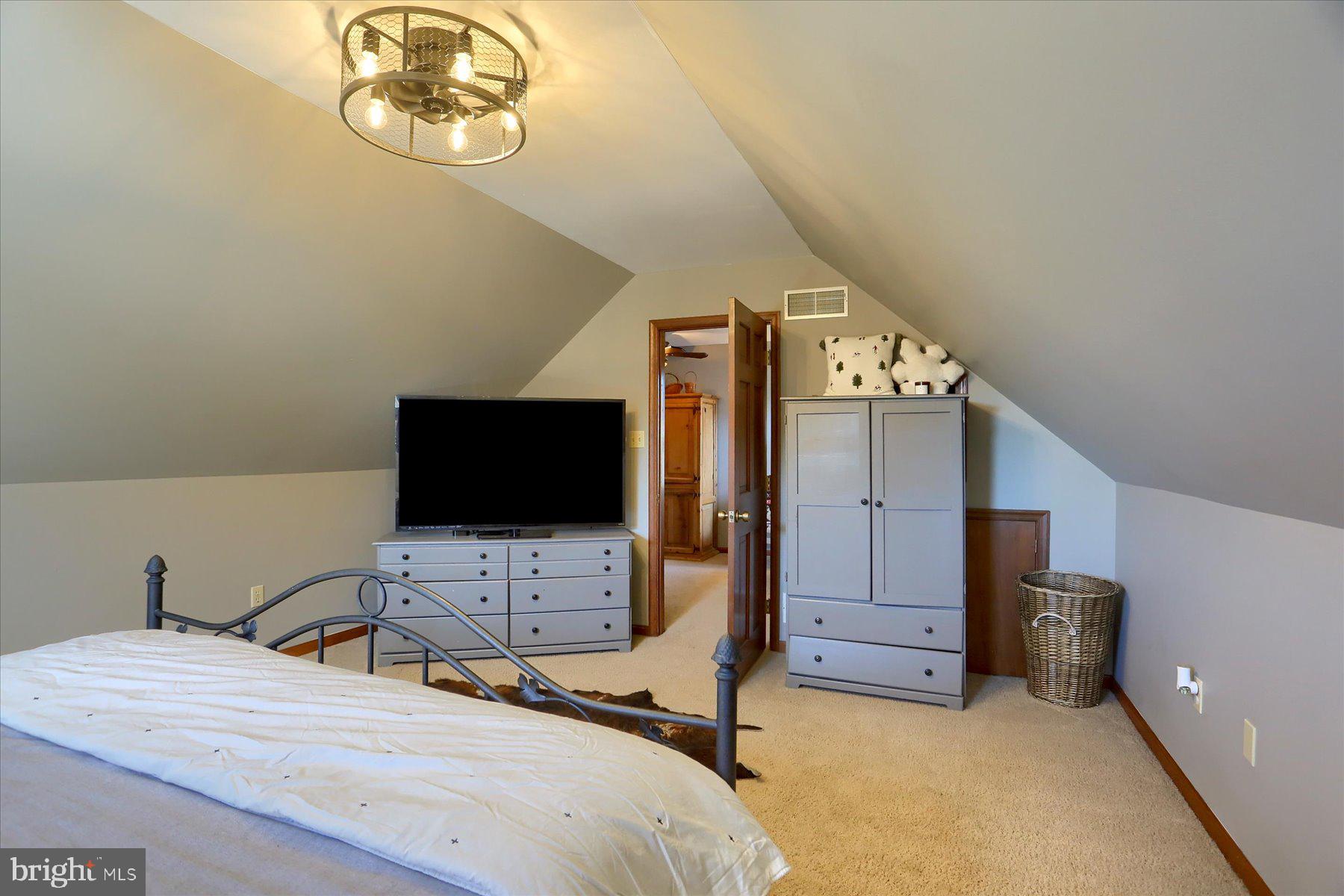 WINCHESTER PARK - Residential