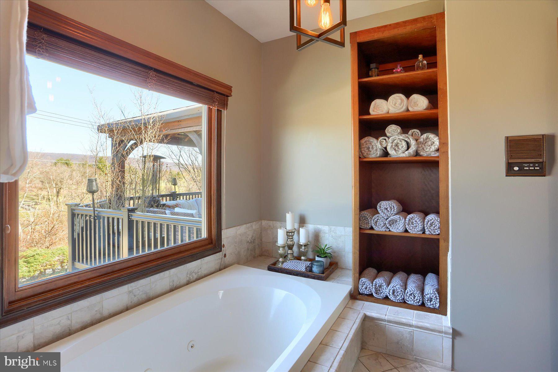 WINCHESTER PARK - Residential