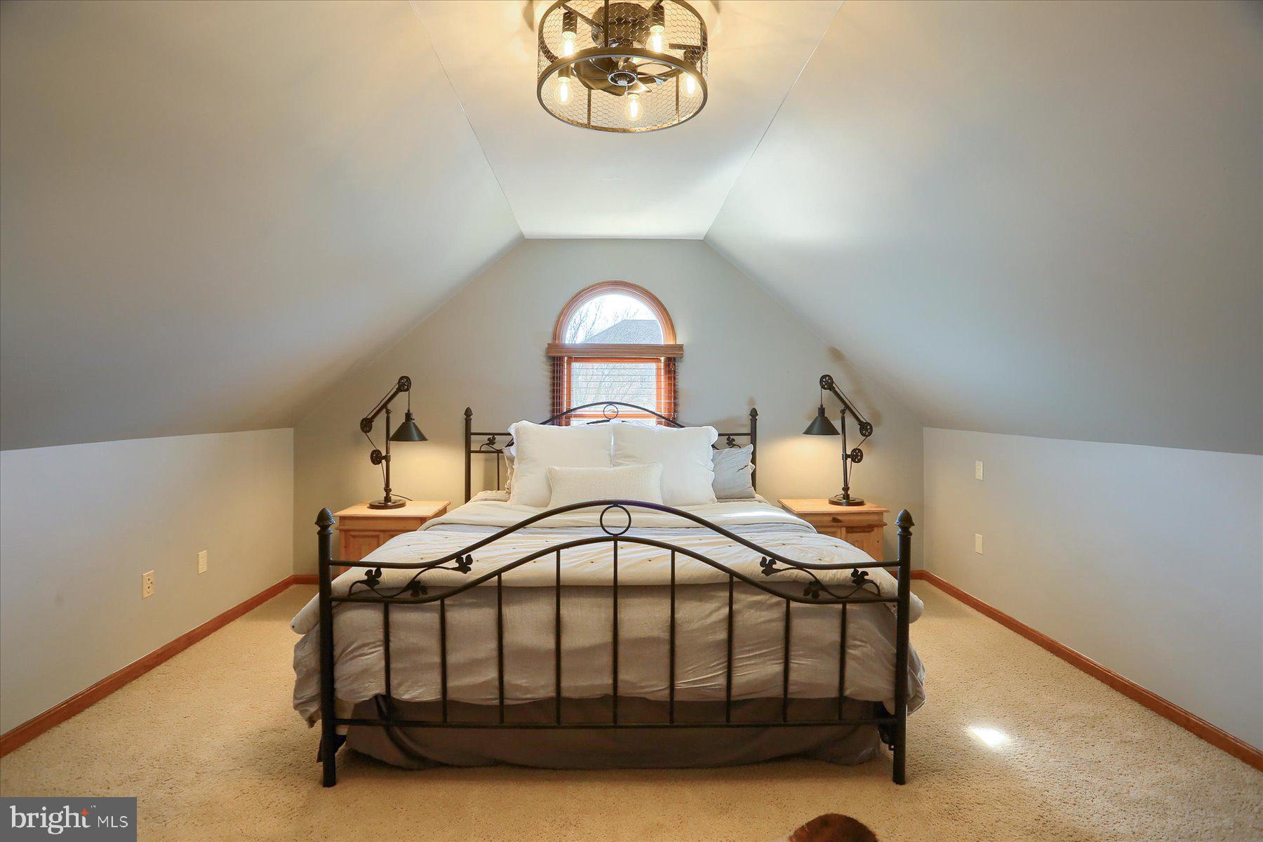 WINCHESTER PARK - Residential