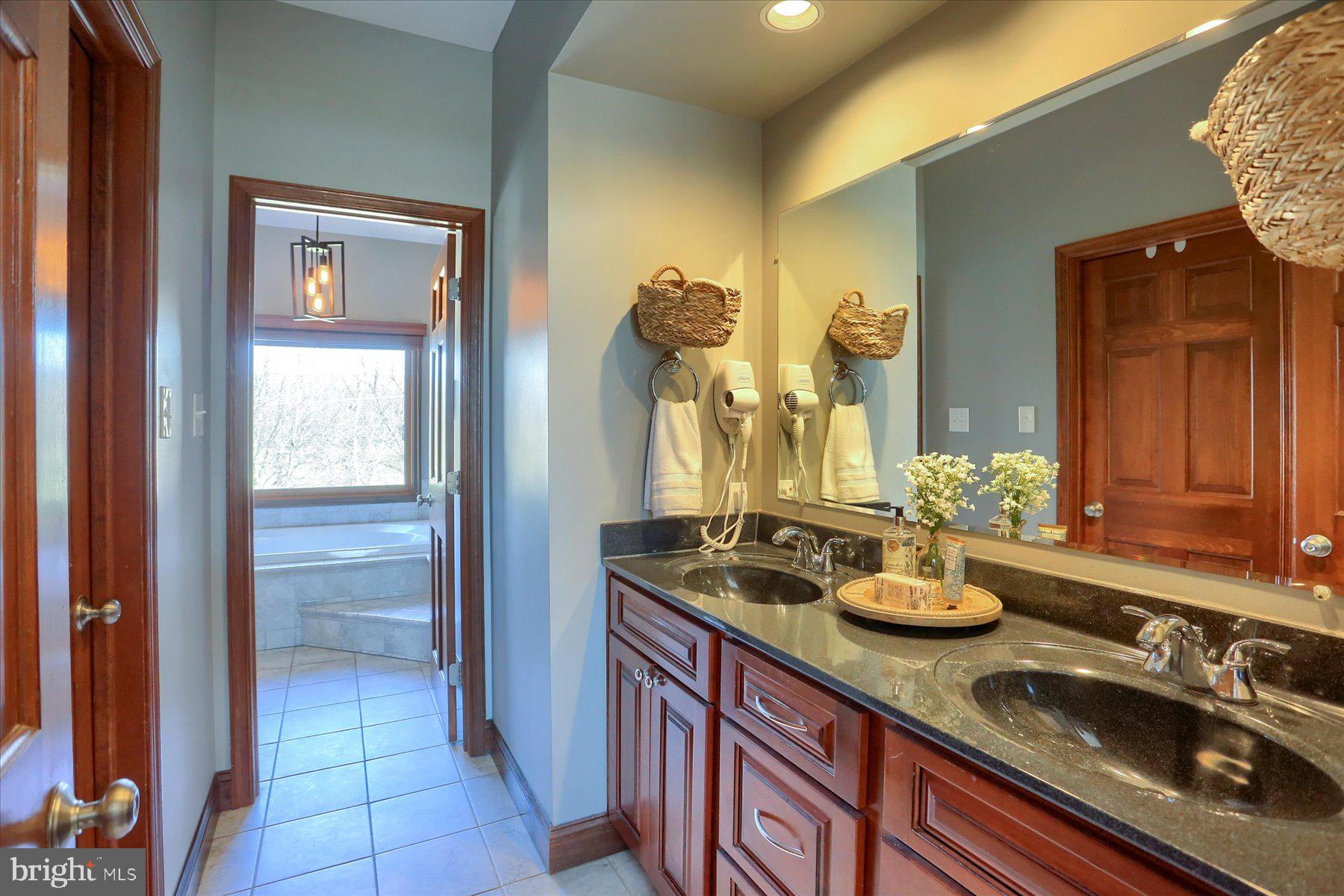 WINCHESTER PARK - Residential