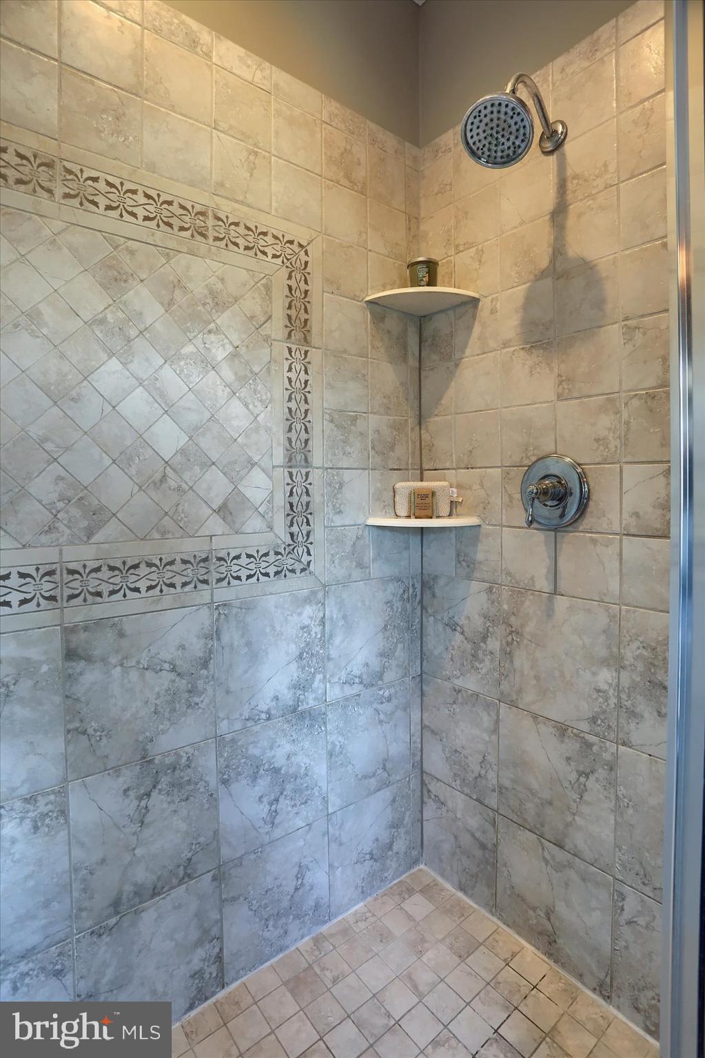 WINCHESTER PARK - Residential