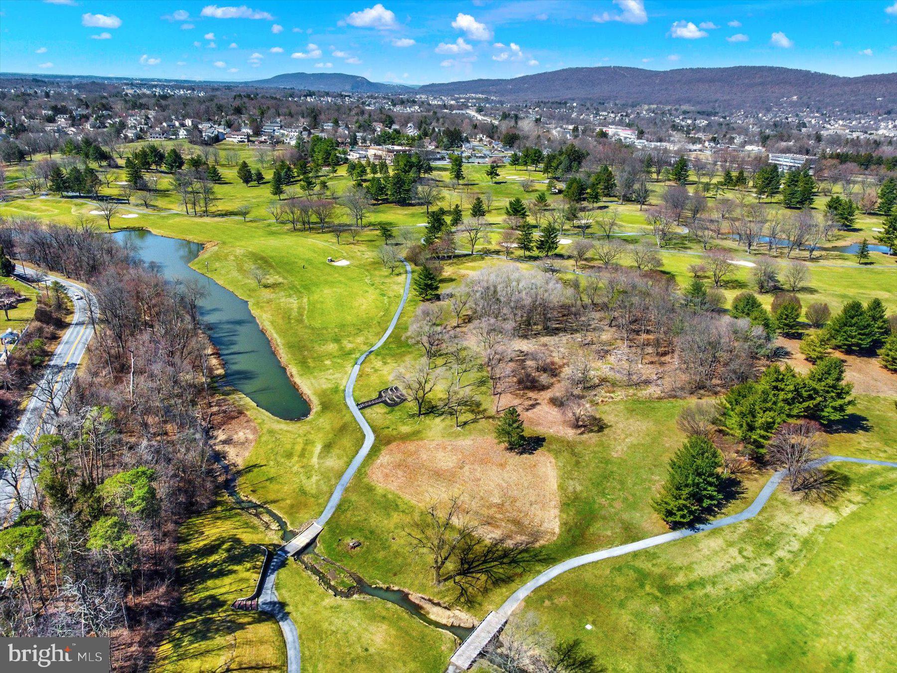 WINCHESTER PARK - Residential