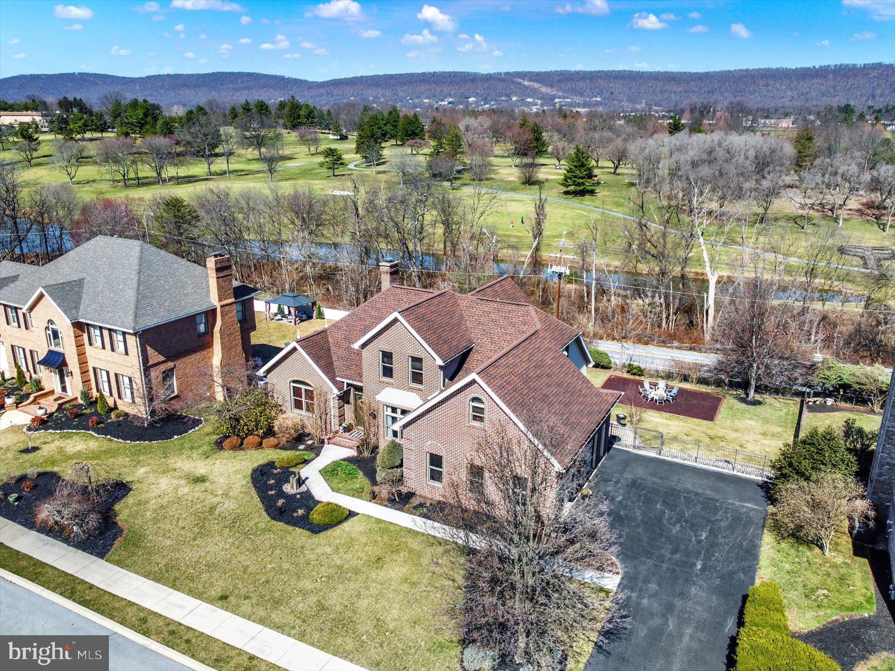 WINCHESTER PARK - Residential