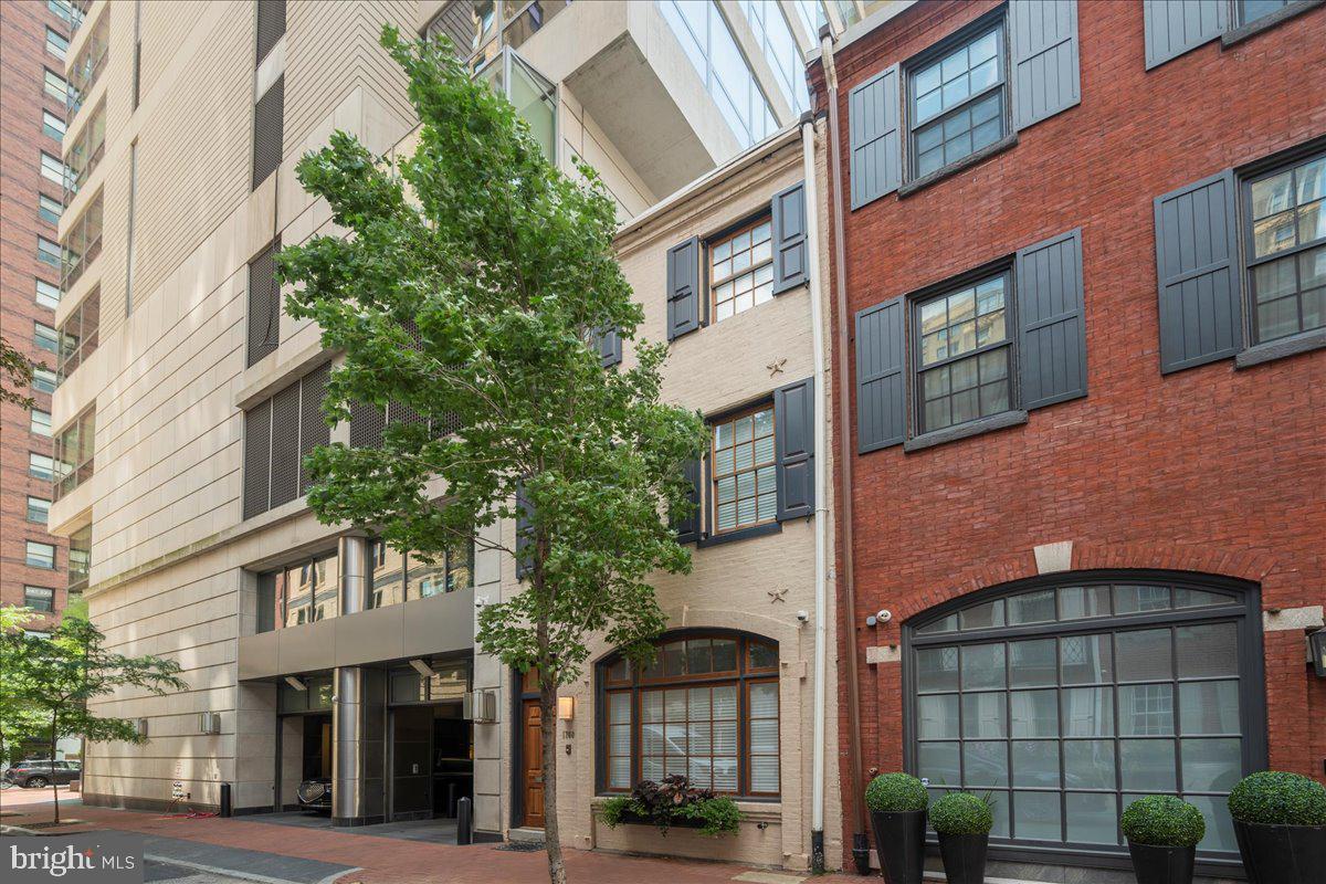 RITTENHOUSE SQUARE - Residential