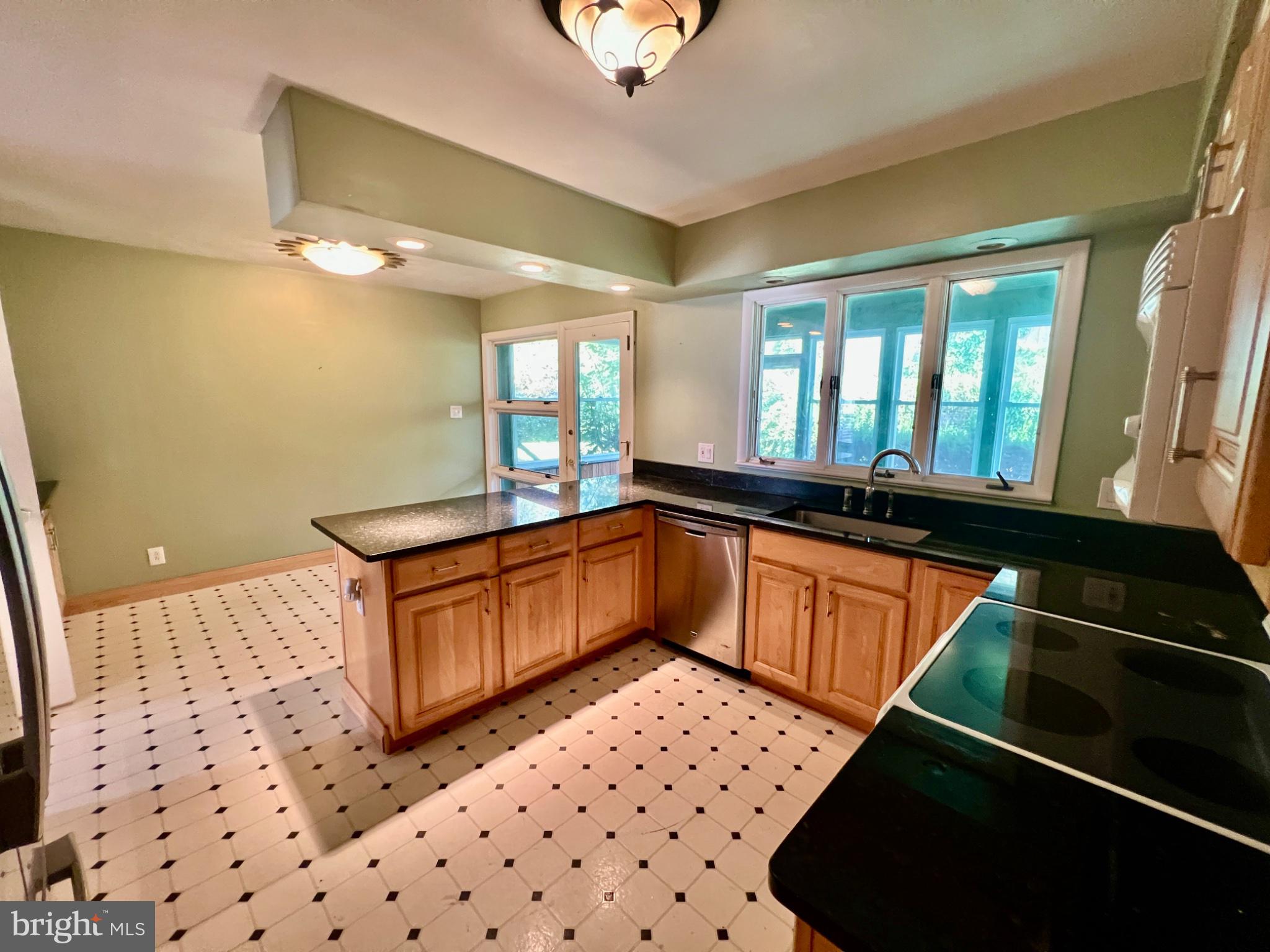 120 MORNINGSIDE DRIVE