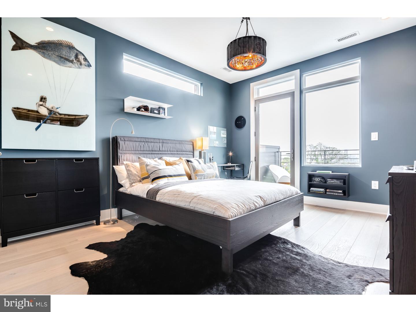 SOCIETY HILL - Residential