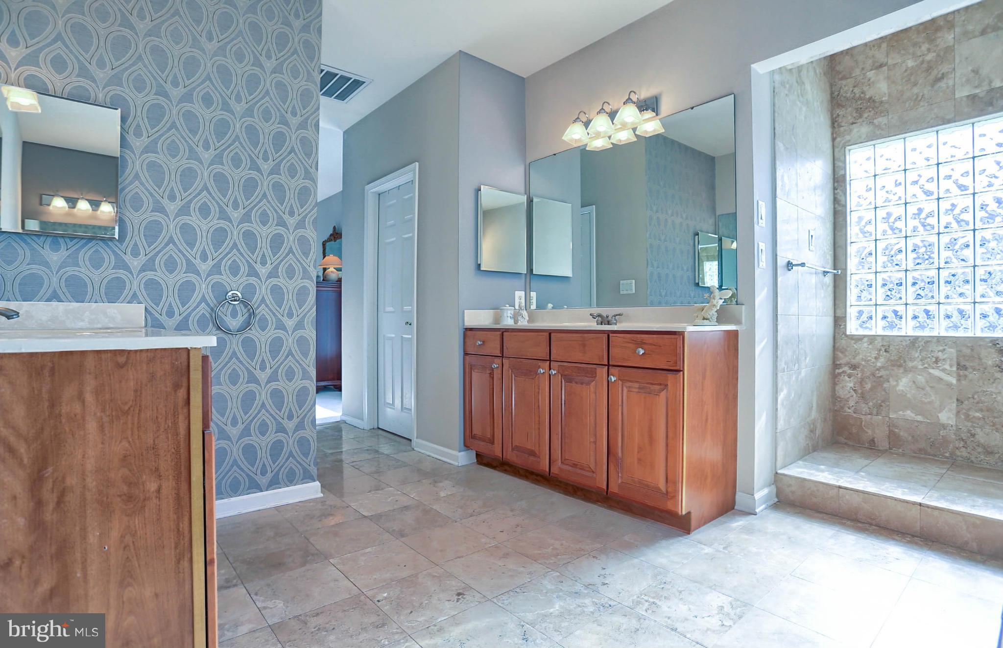 FALLSTON CROSSING - Residential