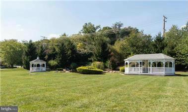FALLSTON CROSSING - Residential