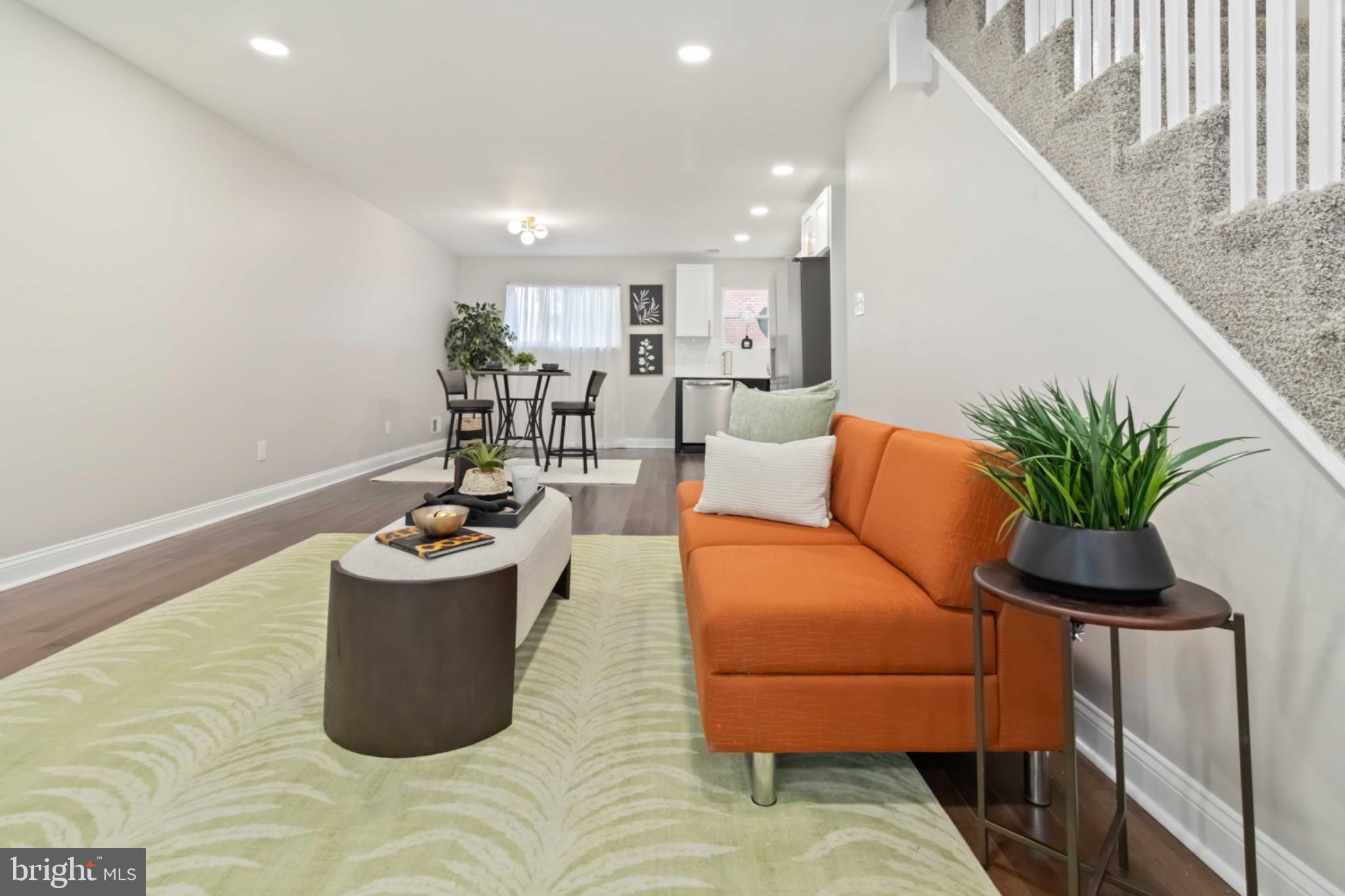 WEST OAK LANE - Residential