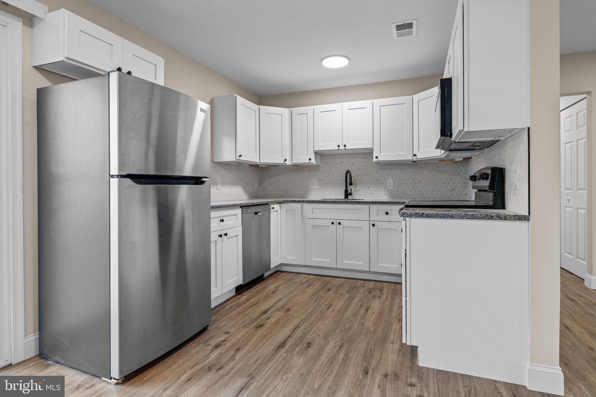 VERMILION HILL - Residential