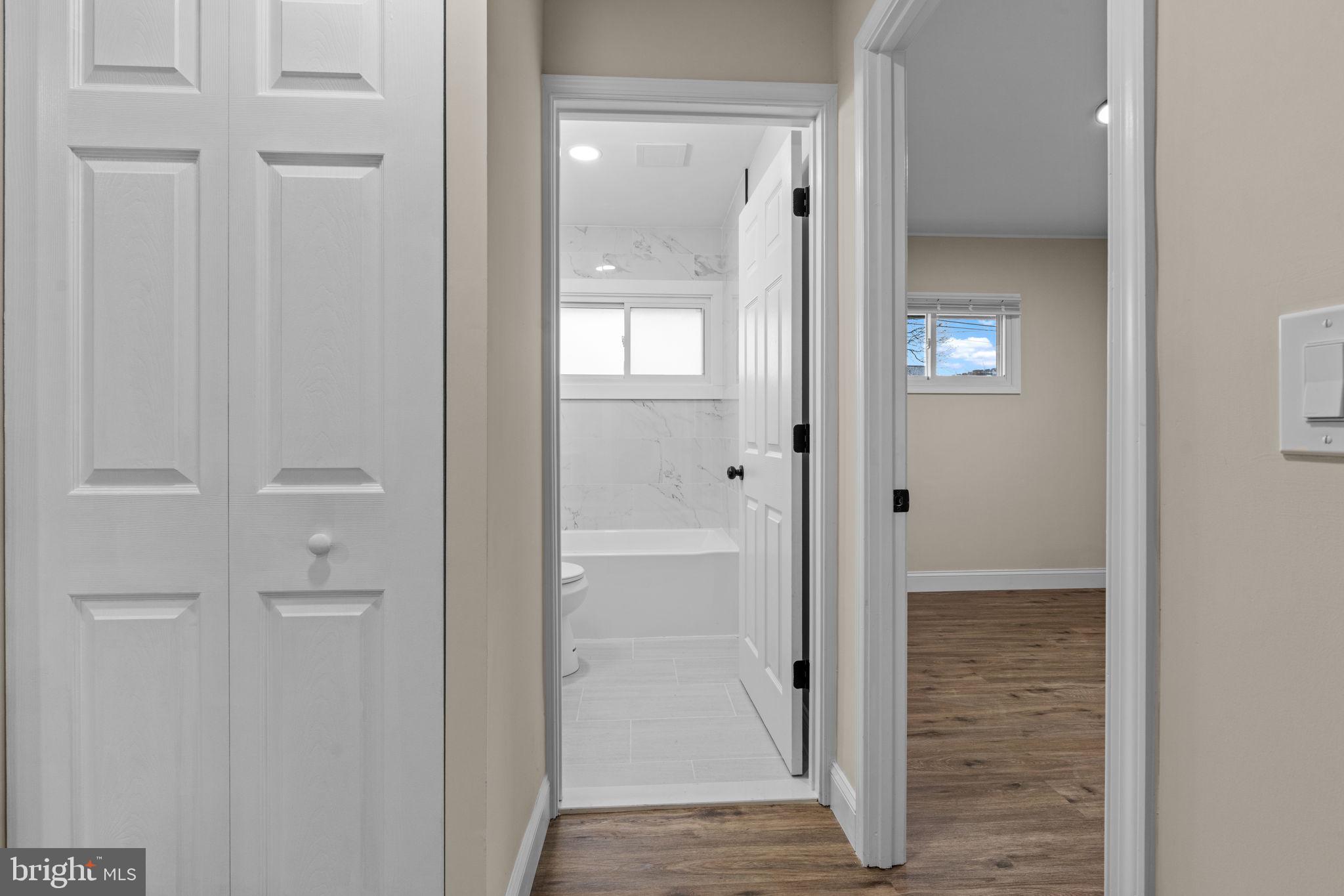 VERMILION HILL - Residential