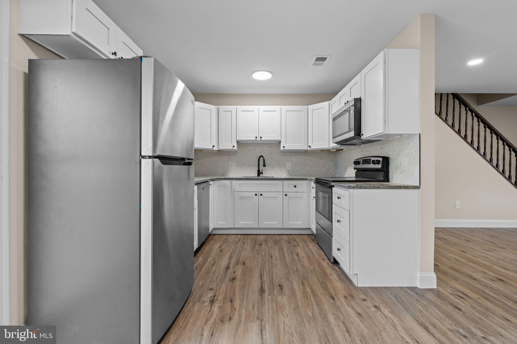 VERMILION HILL - Residential