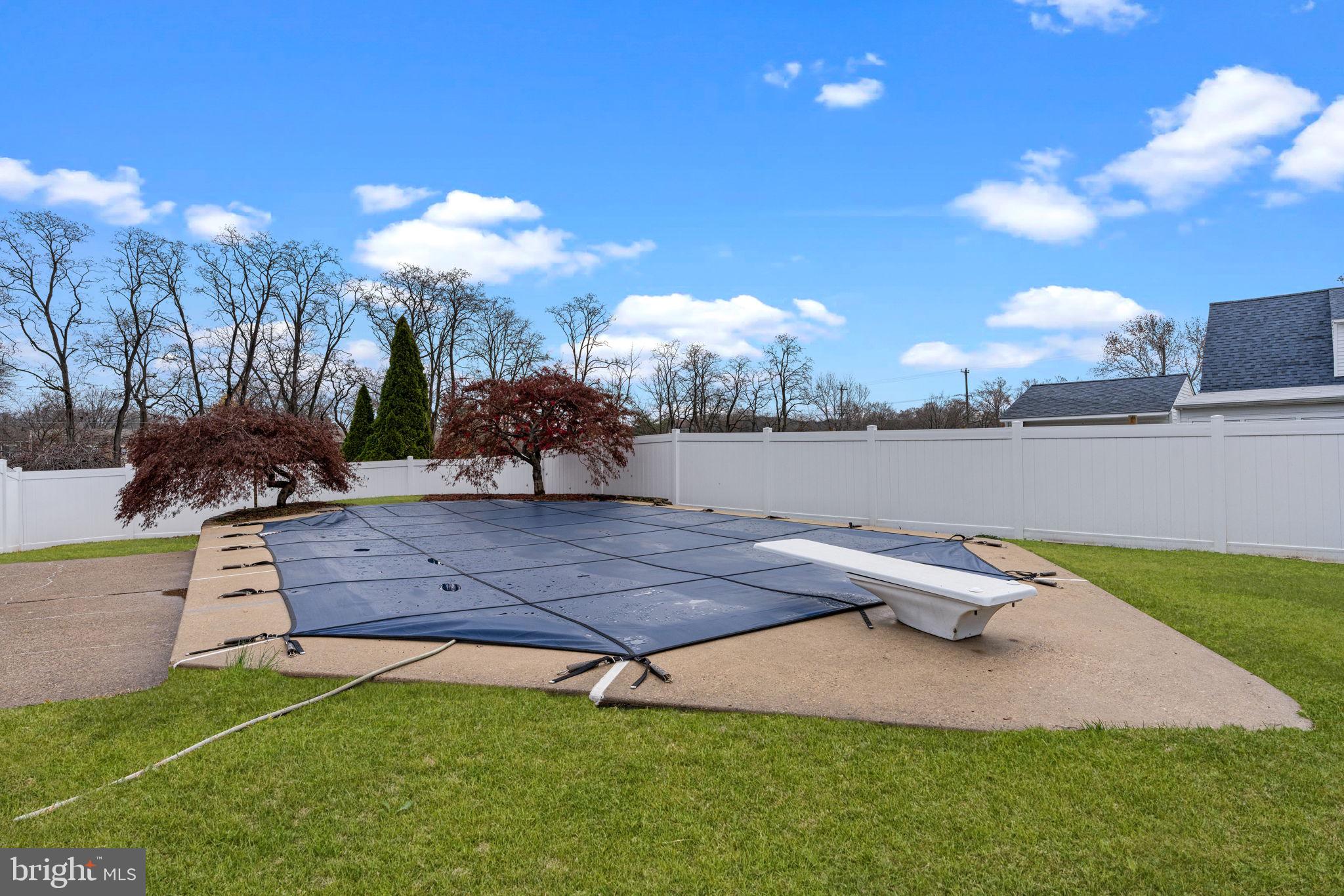 VERMILION HILL - Residential