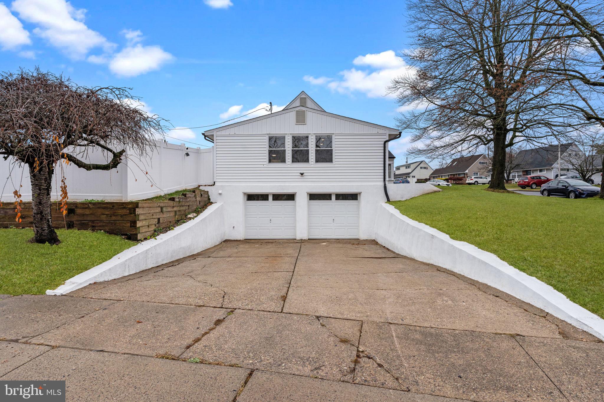 VERMILION HILL - Residential