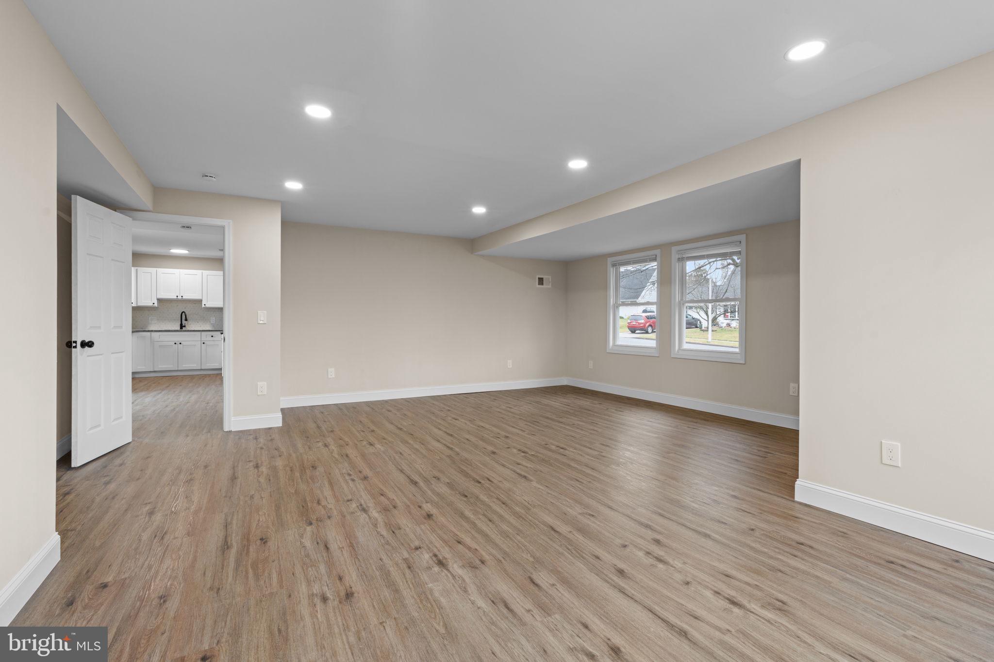 VERMILION HILL - Residential