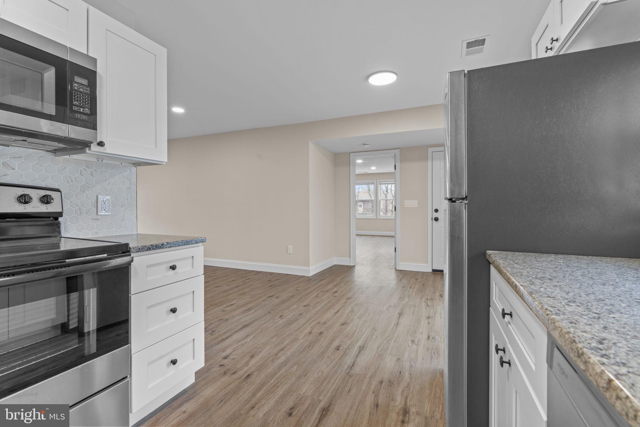 VERMILION HILL - Residential