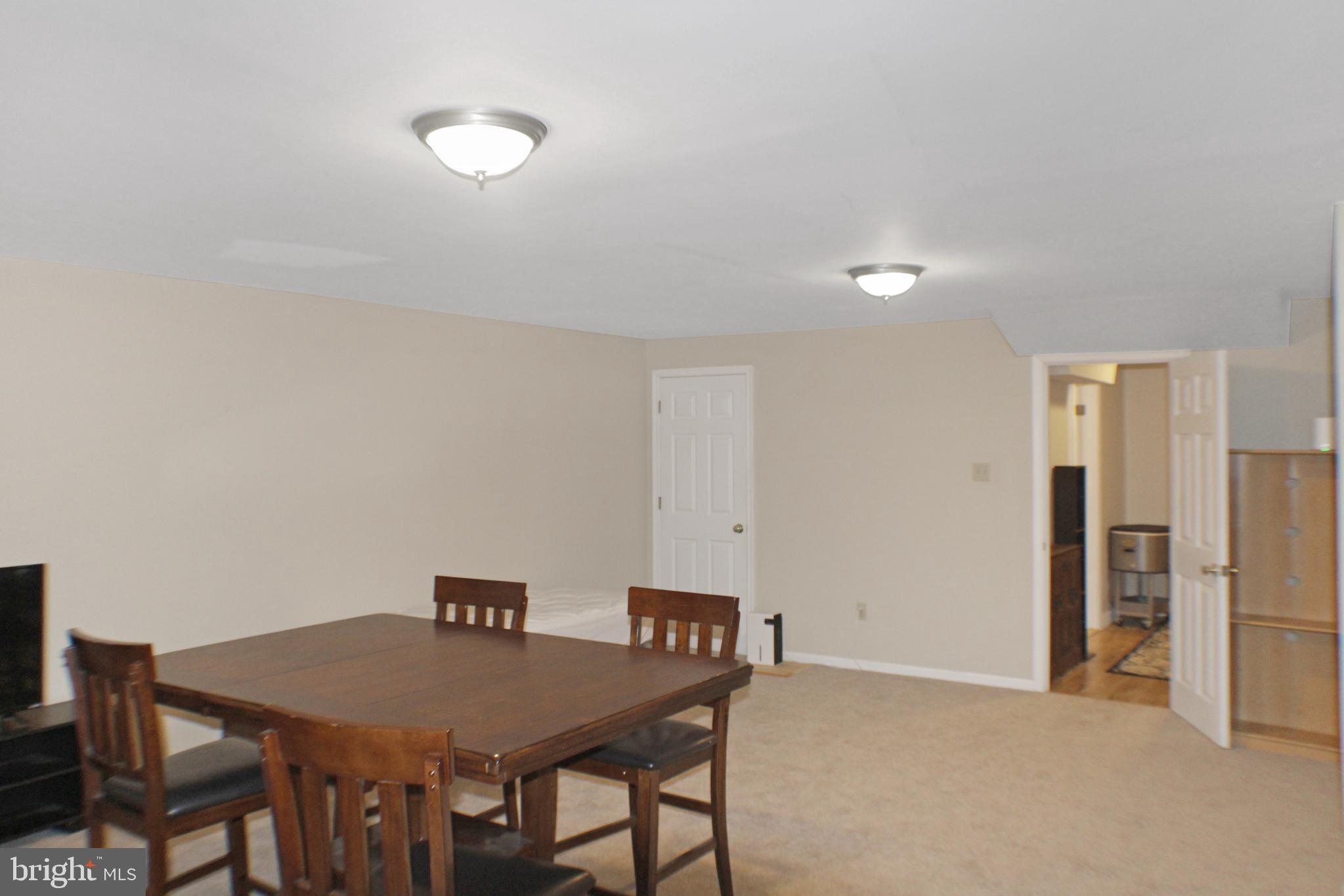 STONEHENGE - Residential Lease