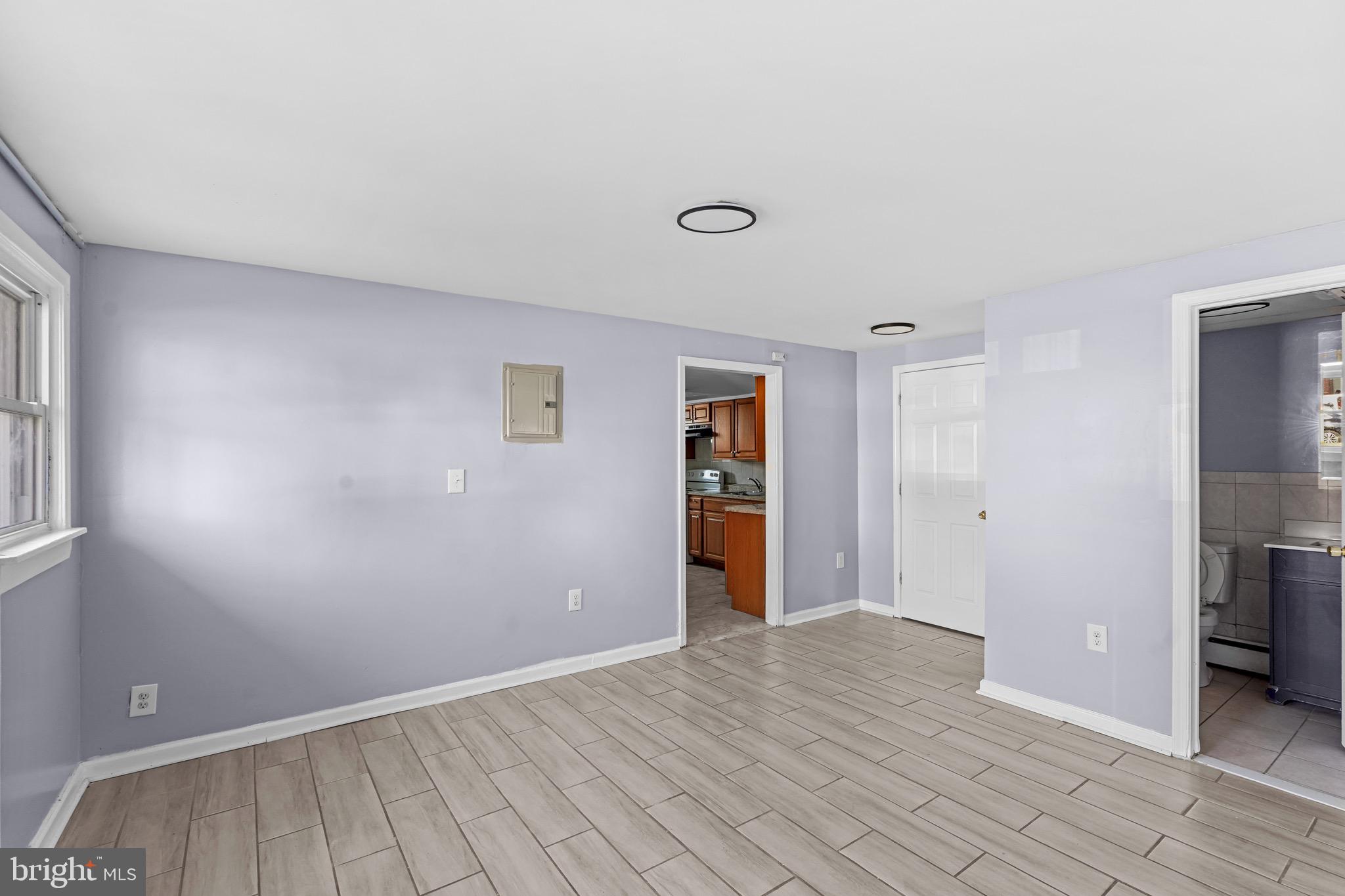 BEVERLY HILLS - Residential