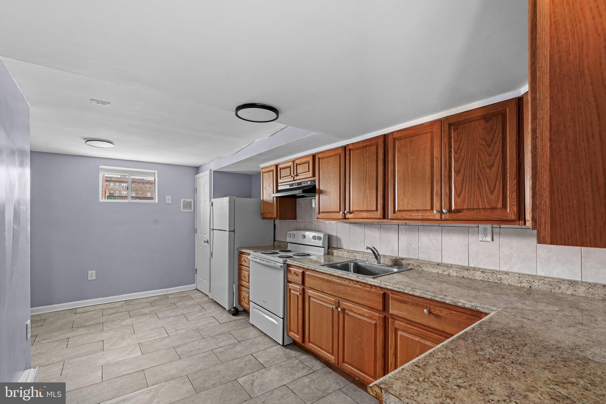 BEVERLY HILLS - Residential