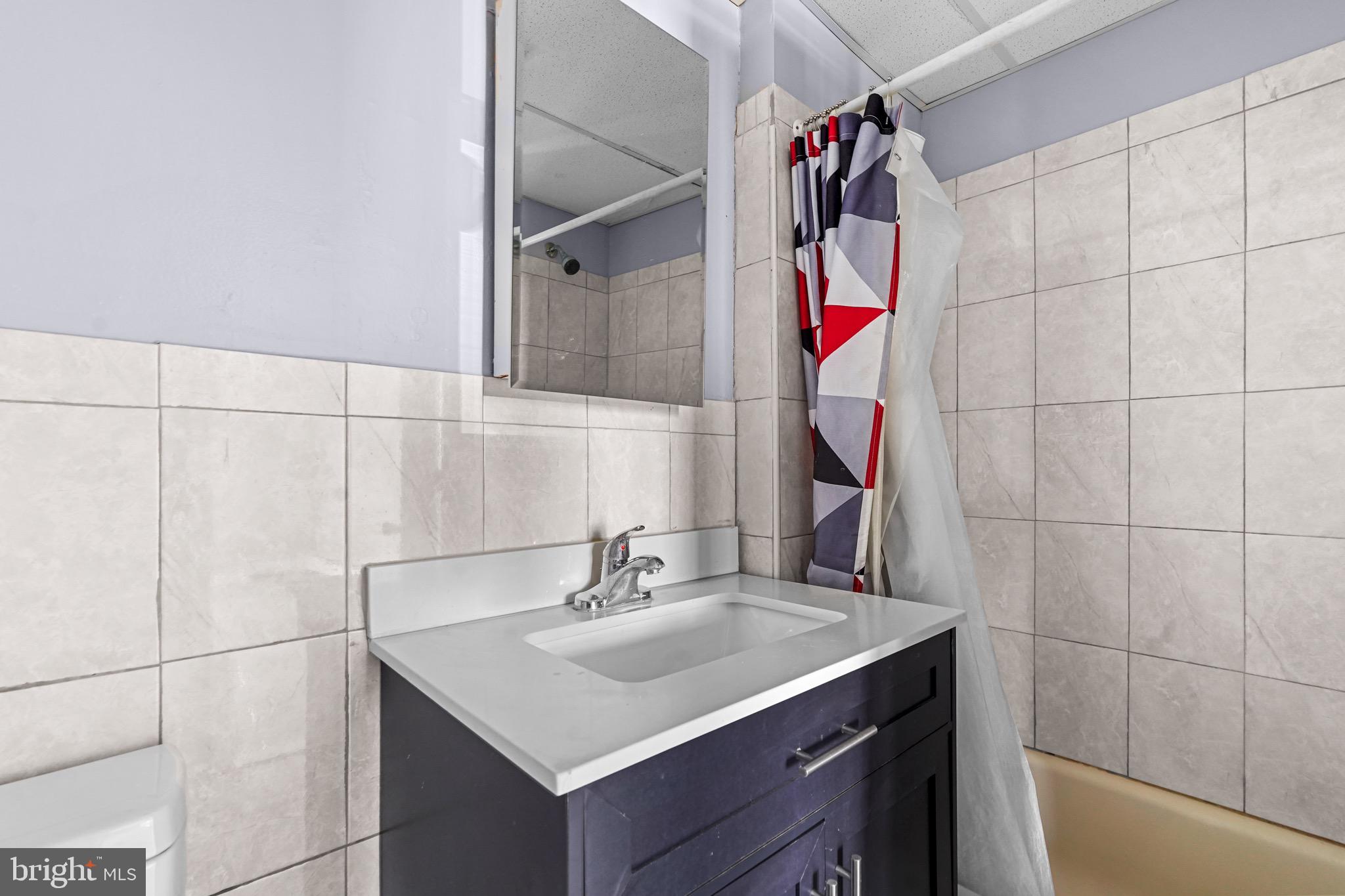 BEVERLY HILLS - Residential