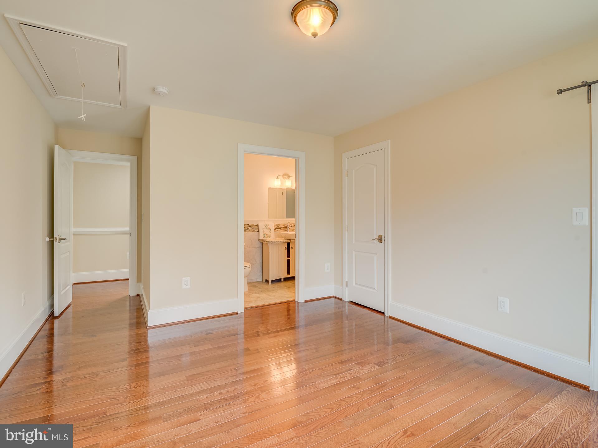 WEST MC LEAN - Residential Lease