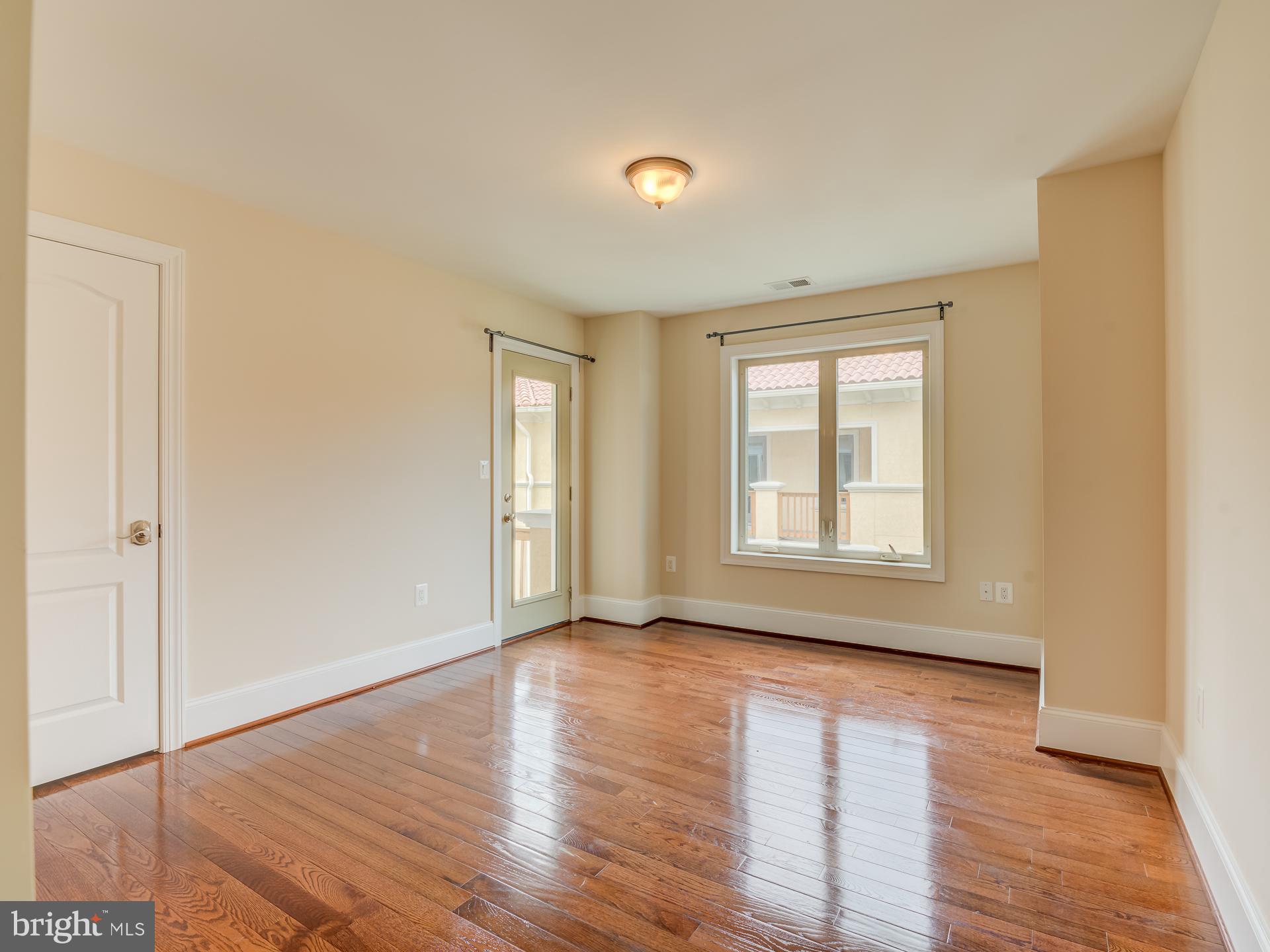 WEST MC LEAN - Residential Lease