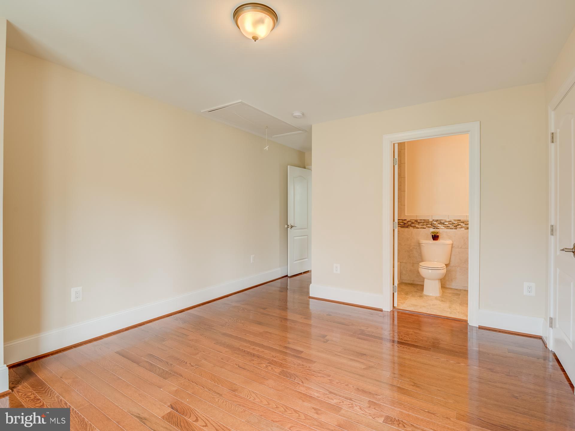 WEST MC LEAN - Residential Lease