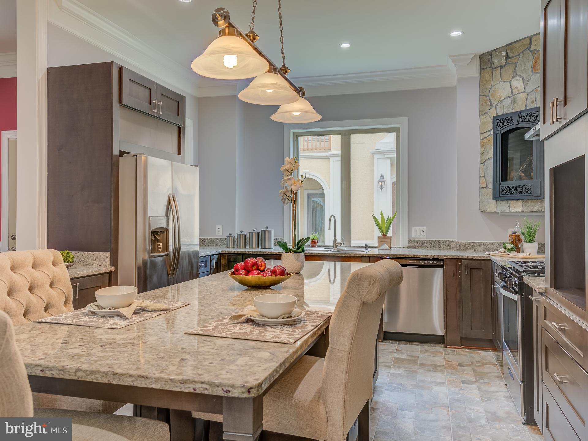 WEST MC LEAN - Residential Lease