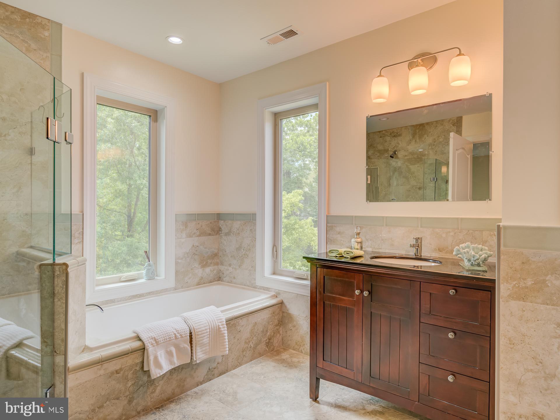 WEST MC LEAN - Residential Lease