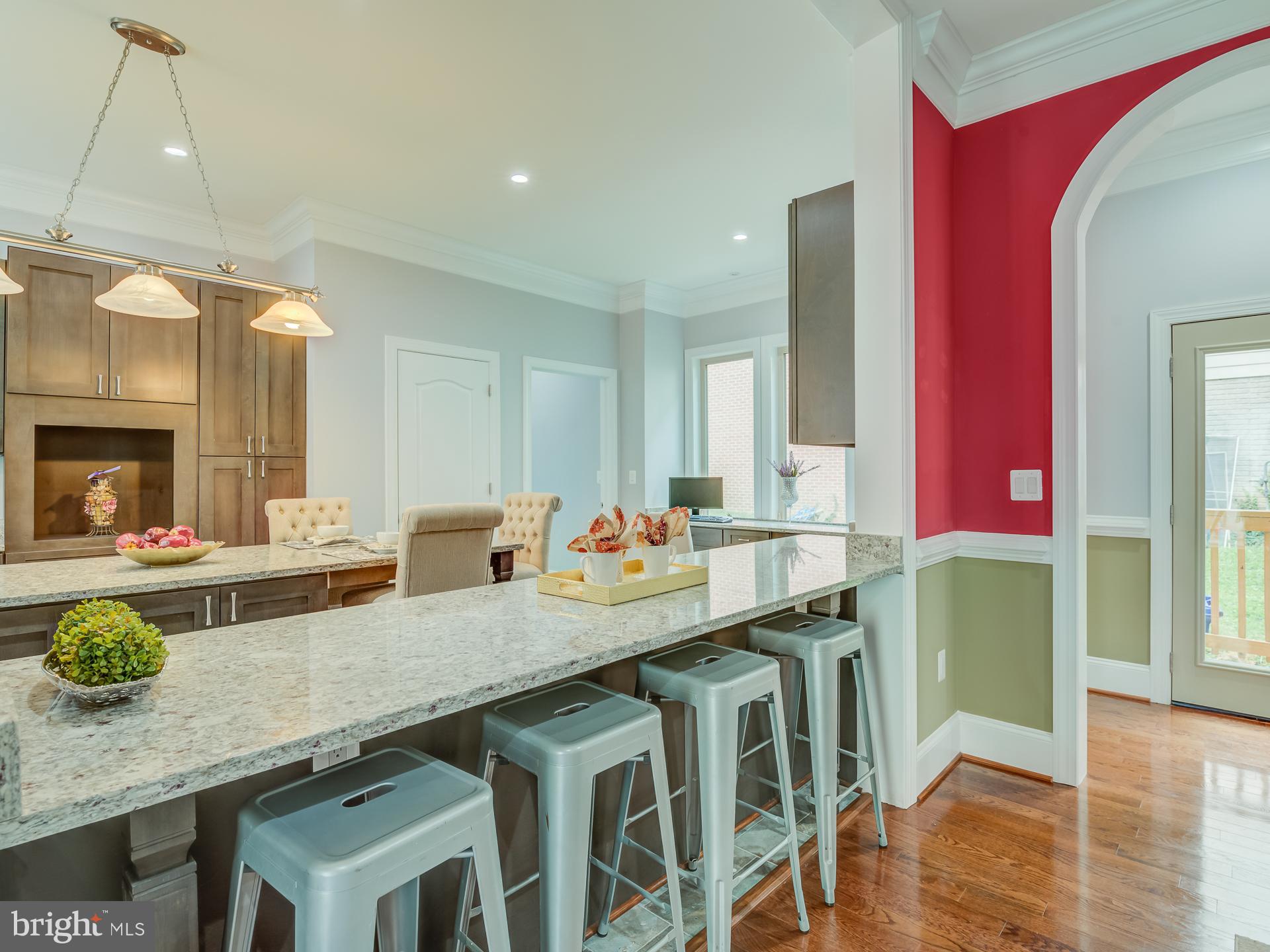 WEST MC LEAN - Residential Lease