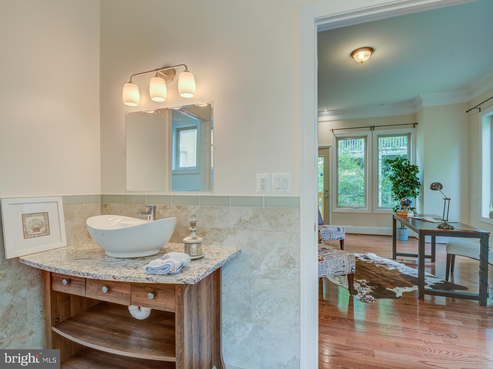 WEST MC LEAN - Residential Lease