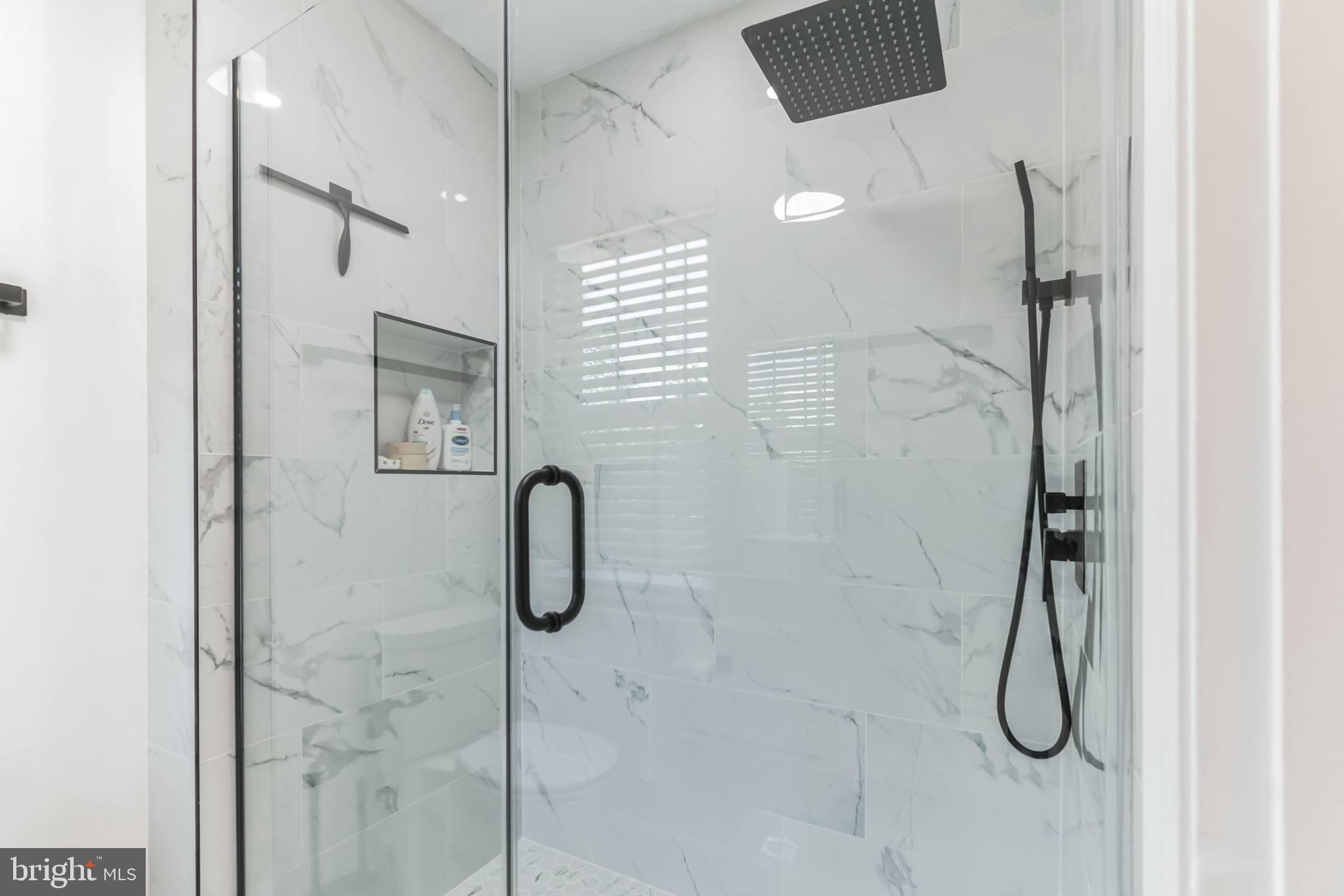 VILLAGE OF RIVER HILL - Residential