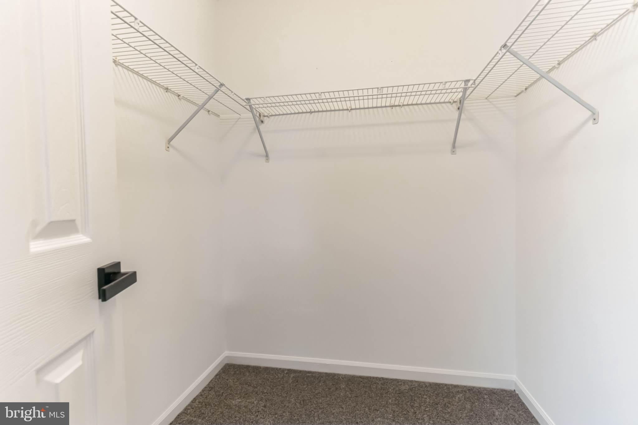 VILLAGE OF RIVER HILL - Residential