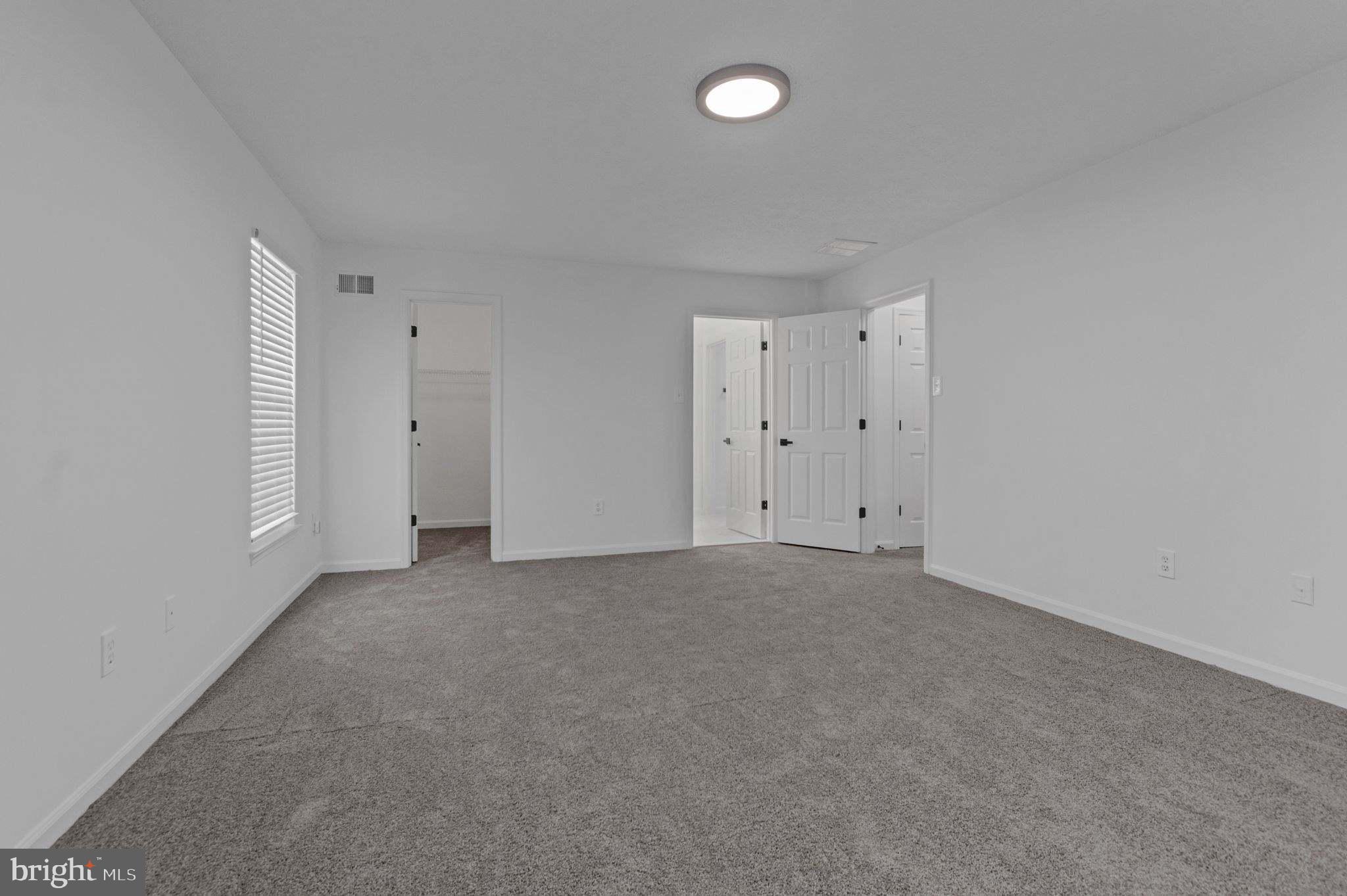 VILLAGE OF RIVER HILL - Residential